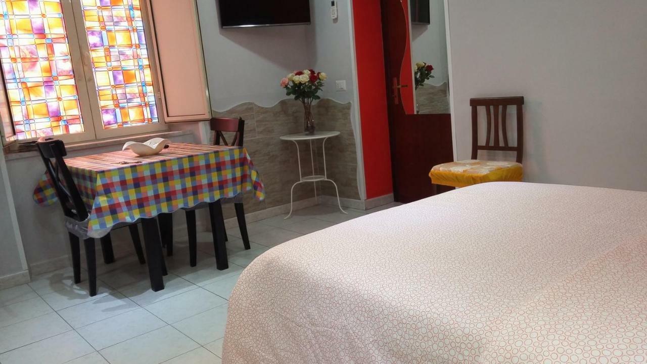 Magic Red Apartment Naples
